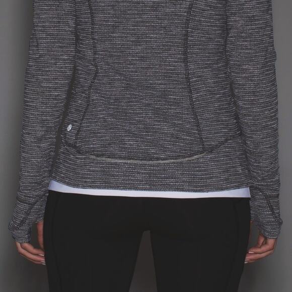 Lululemon Think Fast Pullover 1/4 Zip Gray Black Running Top Womens 6 - Picture 2 of 9